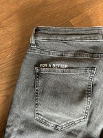 Cartoon Jeans Hose Gr. 38 28 grau Neuwertig Nordrhein-Westfalen - Enger Vorschau