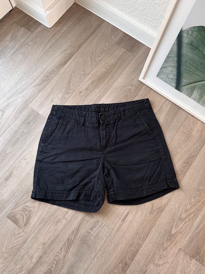 Damen Shorts Schwarz Gr. 36 in Stuttgart