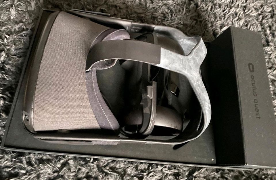 Oculus Quest 64GB mit OVP top Zustand in Quakenbrück