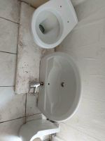 Hängewc WC großes Waschbecken mit verkleidung Brandenburg - Treuenbrietzen Vorschau