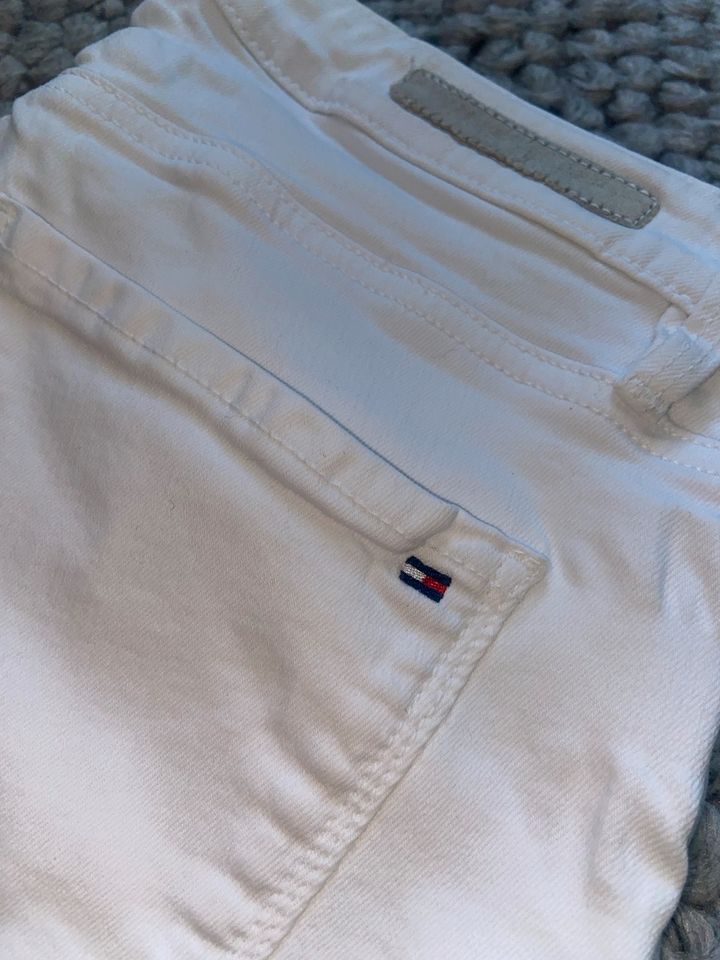 Tommy Hilfiger COMO Skinny Jeans W28 Sommerjeans 7/8 in Leipzig