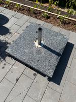 90 kg Granit Schirmständer auf Rollen Nordrhein-Westfalen - Fröndenberg (Ruhr) Vorschau