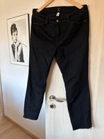 Mac Dream Chic Damen Jeans Gr. 44 schwarz 7/8 Länge Nordrhein-Westfalen - Kirchlengern Vorschau