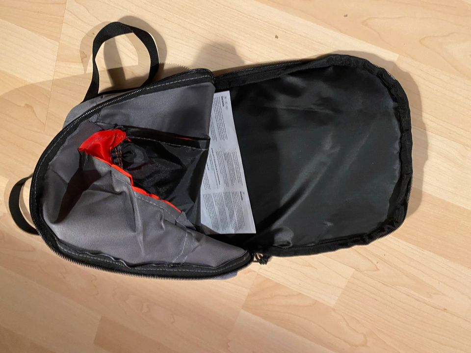 Mini Rucksack 10l rot NEU in Schwarzenbek