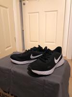 Nike Turnschuhe  Gr. 38,5 Nordrhein-Westfalen - Pulheim Vorschau