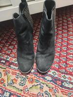Stiefeletten Catwalk schwarz Wildleder mit Nieten Größe 41 Köln - Porz Vorschau