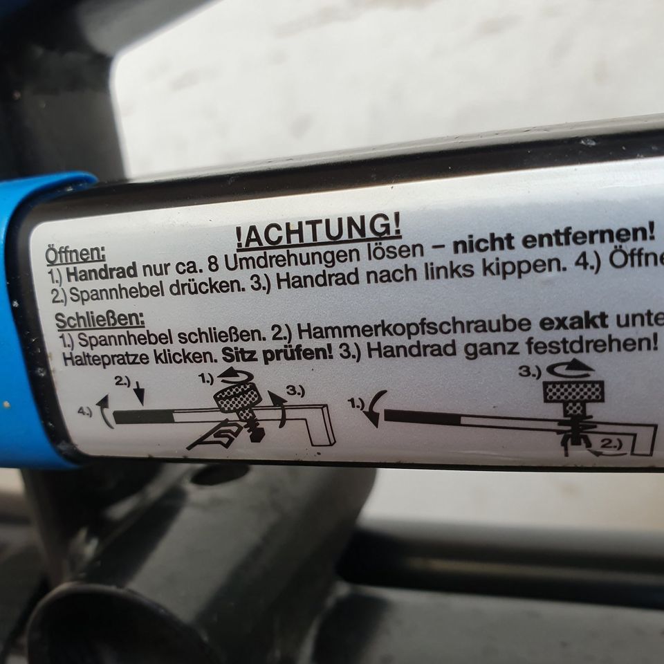 Mercedes- Benz Zubehör Heckfahrradträger für Anhängevorrichtung in Bad Salzuflen