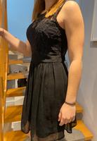 Minikleid schwarz Spitze rückenfrei Gr. S Brandenburg - Guben Vorschau