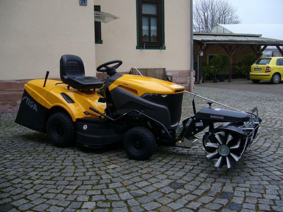 STIGA / Cub Cadet / Stihl Rasentraktoren in Bad Salzungen