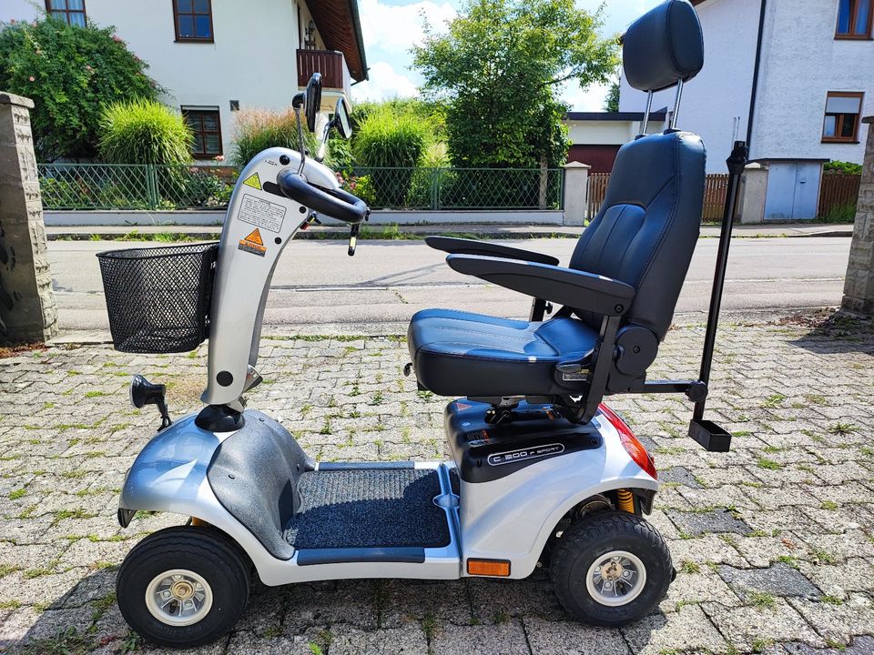 Elektromobil Seniorenmobil Shoprider Krankenfahrstuhl in Puchheim