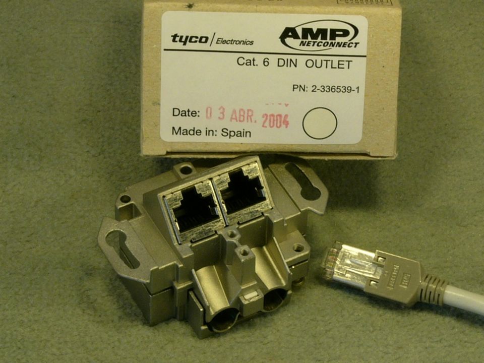 Neue Tyco Netzwerkdosen RJ45 AMP Netconnect zu verkaufen in München