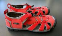Keen Sandalen seacamp II CNX neu Gr 38, US 6 rot-grau Wasserschuh Bayern - Germering Vorschau