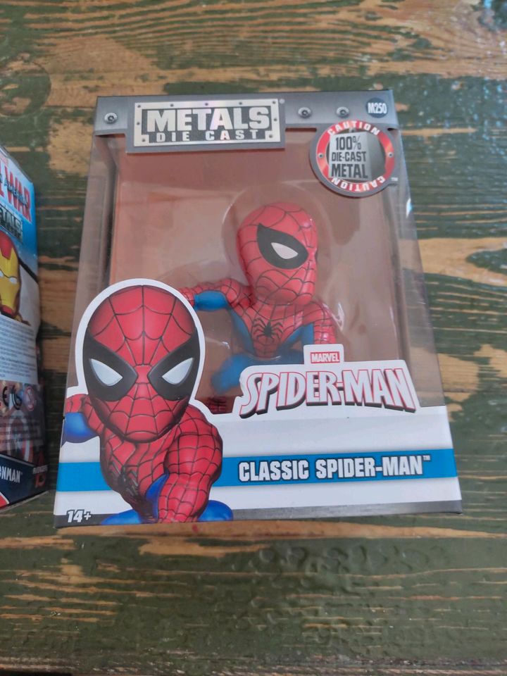 Metal die Cast Iron man & Spider-man in Rostock