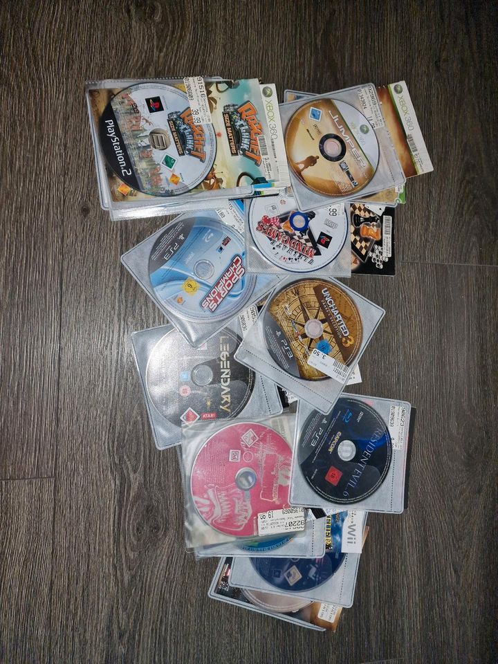PS2, PS3 & Wii Spiele (22CDs) in Wiesbaden