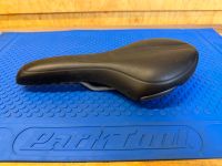 SELLE ROYAL Dardo retro Rennrad & MTB Sattel Weiss 09/06 Leipzig - Probstheida Vorschau