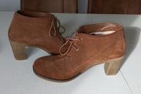 Bugatti Wildleder Boots, Stiefelette Gr, 40 - 6,5 Nordrhein-Westfalen - Troisdorf Vorschau