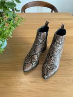 H&M Stiefelette Stiefel Schlangenlederoptik braun 37 Bayern - Windischeschenbach Vorschau