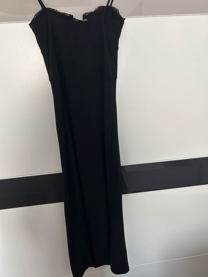 Berschka Kleid mit Schlitz Midikleid Trägerkleid Abendkleid sexy in Mauritz