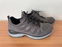 LOWA Halbschuh Innox EVO II GTX grau/Navy 44 Neu Hessen - Frielendorf Vorschau