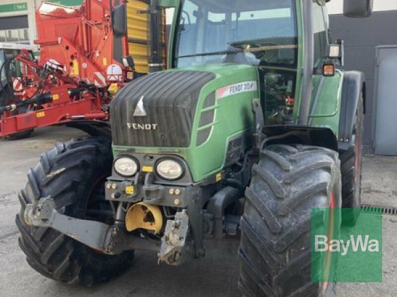 Fendt 313 VARIO SCR Traktor in Brackenheim