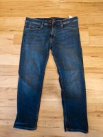 BOSS Taber Tapered Fit Jeans 36/30 Niedersachsen - Göttingen Vorschau