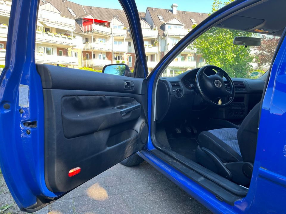 Golf 4 IV 2.0 Colour Concept jazzblue Sportsitze TÜV NEU erste Ha in Hamburg