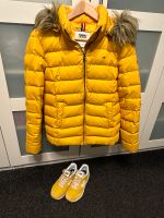 Tommy Hilfiger Jacke L und New Balance Schuhe 37 Curry Senf neuw. Niedersachsen - Bad Bederkesa Vorschau