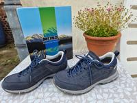 Neuwertig LEDER 5,5 MEINDL 38,5 Damen Wanderschuhe Durban Lady Schleswig-Holstein - Glückstadt Vorschau