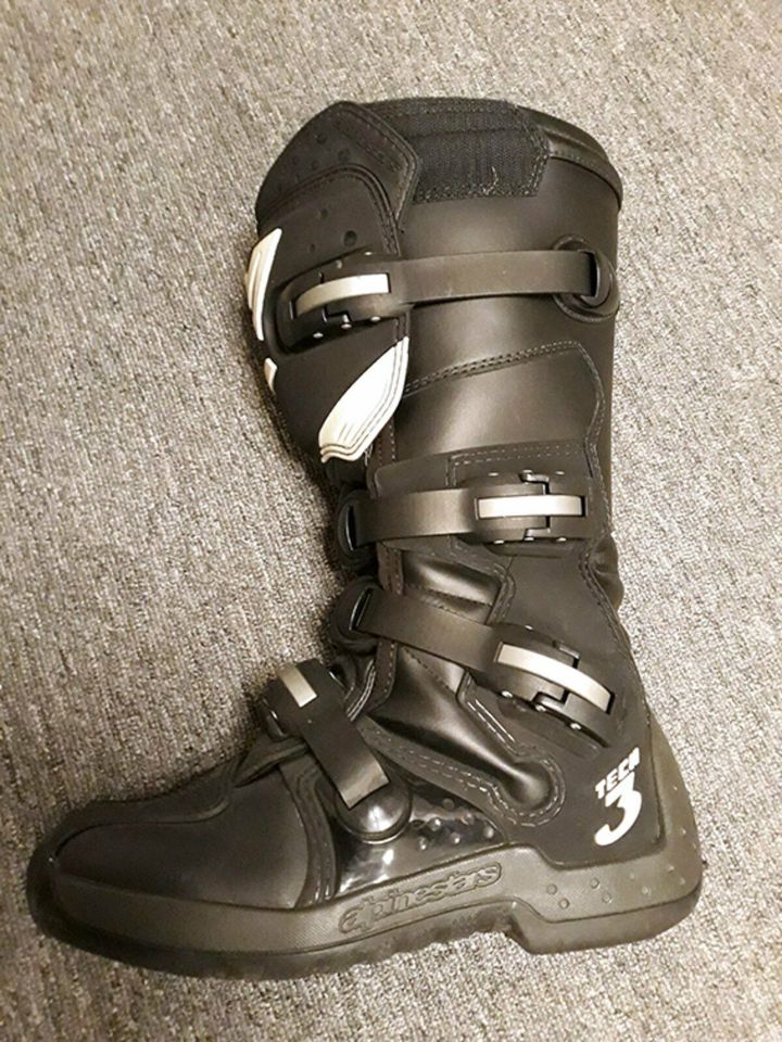 Crossstiefel Alpinestars Tech 3 Schwarz Größe 40,5 in Essen