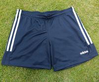 Adidas Shorts Gr. M in schwarz Nordrhein-Westfalen - Kerpen Vorschau