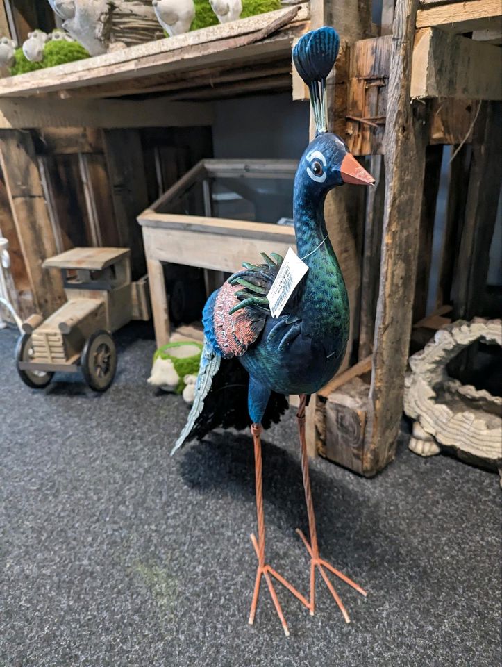 Pfau stehend 64cm aus Metall blau grün Dekofigur Gartenstecker in Kulmbach