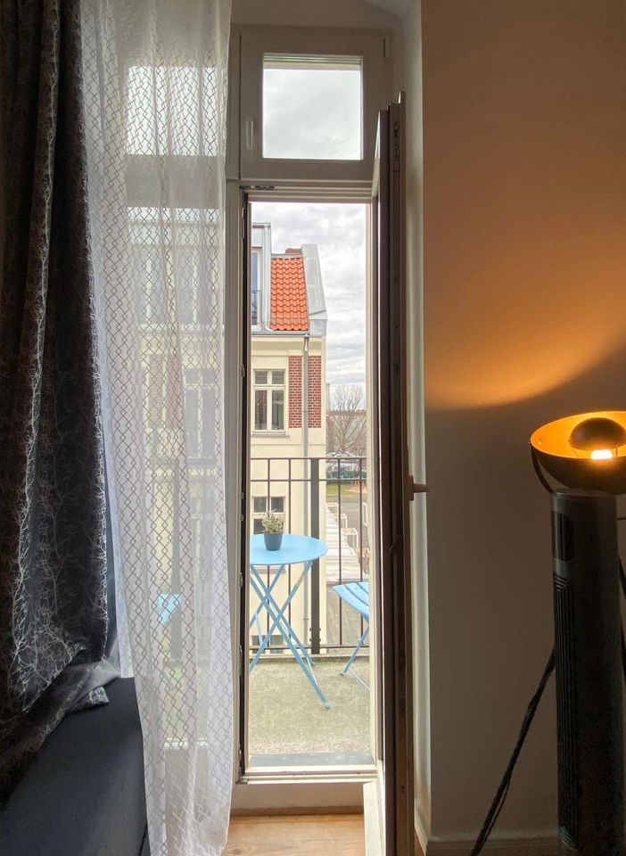 Cozy short-term summer flat in livable Kiez // Perfect for couple in Berlin