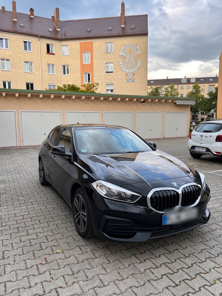 BMW 118i F40 Automatik in München