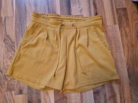 Shorts kurze Hose, Größe M, senfgelb/ocker Sachsen - Freital Vorschau