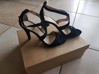 Elegante Sommersandalette Unisa Gr.36 Bayern - Hebertshausen Vorschau