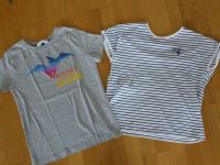 2 T-Shirts von Benetton in Gr. 134/140 Nordrhein-Westfalen - Hattingen Vorschau