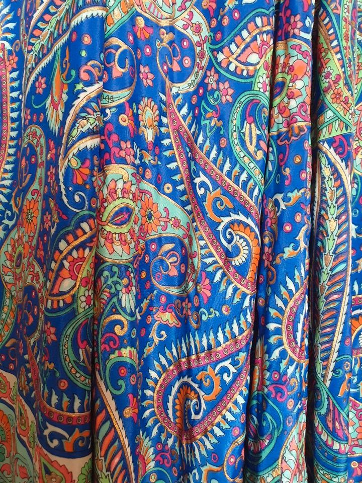 Corte Hindú Boho Hippie Ibiza MaxiKleid 36 S blau bunt Gold Seide in Hof (Saale)