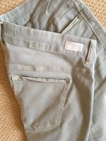 MAC Jeans Hose Frauen Mädchen Sommer Gr. 42/28 Marke neuwertig Brandenburg - Pritzwalk Vorschau