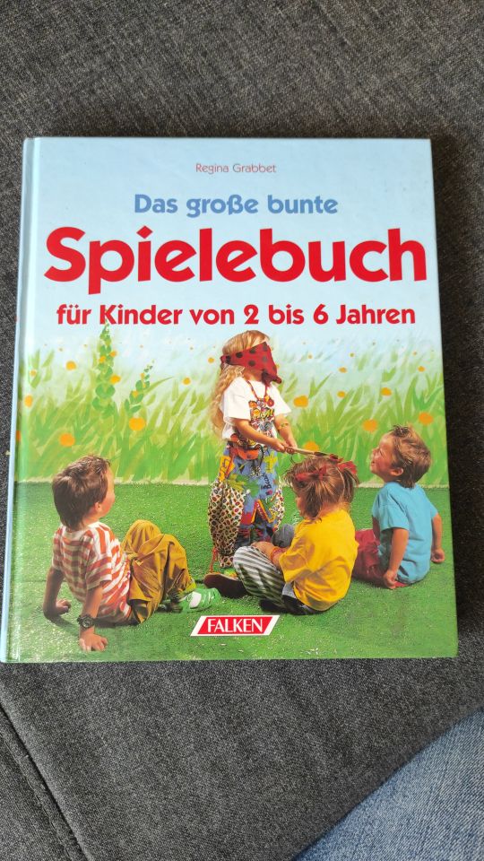 Buch "Das große bunte Spielebuch" in Uffenheim