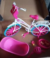 Steffi Fahrrad (wie Barbie) mit Helm, Korb, Kindersitz, 2 Hunde Nordrhein-Westfalen - Hünxe Vorschau