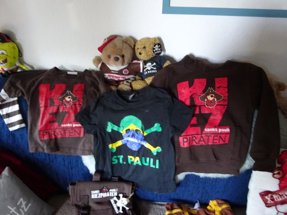 St. Pauli Shirts für Groß und Klein, Teddy, Rucksack - ab 5,00EUR in Heide