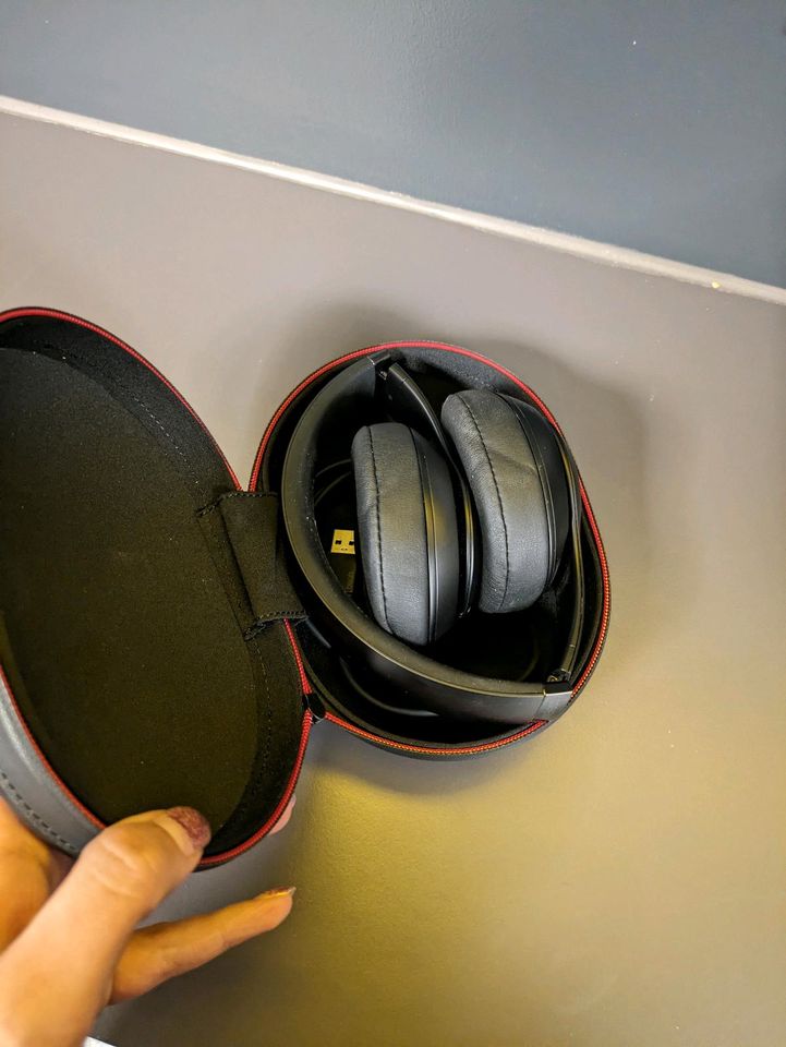 Beats Kopfhörer over ear Studio 3 Wireless in Kaiserslautern