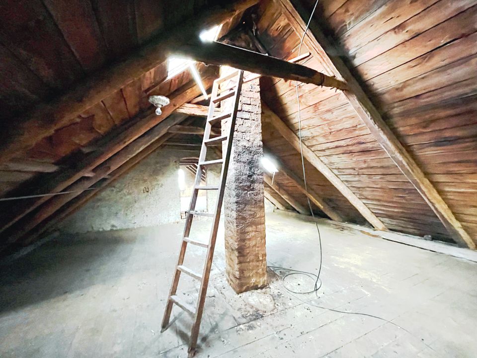 Mehrgenerationenwohnen auf großem Grundstück in ruhiger Lage am Rande von Pulsnitz! in Pulsnitz