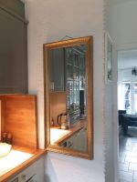 Spiegel mit goldenen Rahmen Wandsbek - Hamburg Bramfeld Vorschau