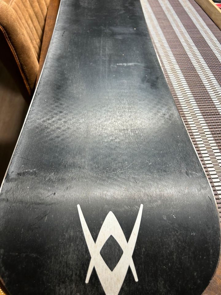 Snowboard  140cm mit Schuhen in Merzig