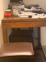 Schrak, Schreibtisch. Tisch sofa Kleiderschrank stull. Baden-Württemberg - Kirchheim unter Teck Vorschau