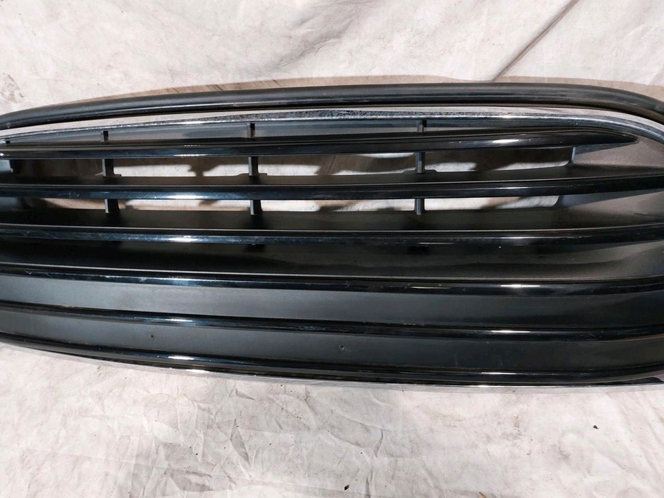 Original MINI F54 Lci CLUBMAN GRILL KÜHLERGRILL VORNE  7498333 in Werne