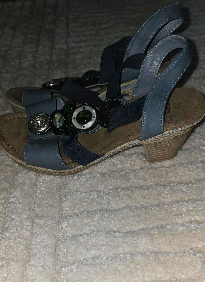 Damen Sandaletten Gr. 40 in Baunatal