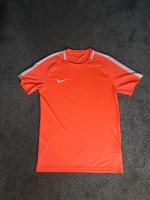 Neuwertiges neonoranges Funktionsshirt  von Nike Niedersachsen - Leer (Ostfriesland) Vorschau