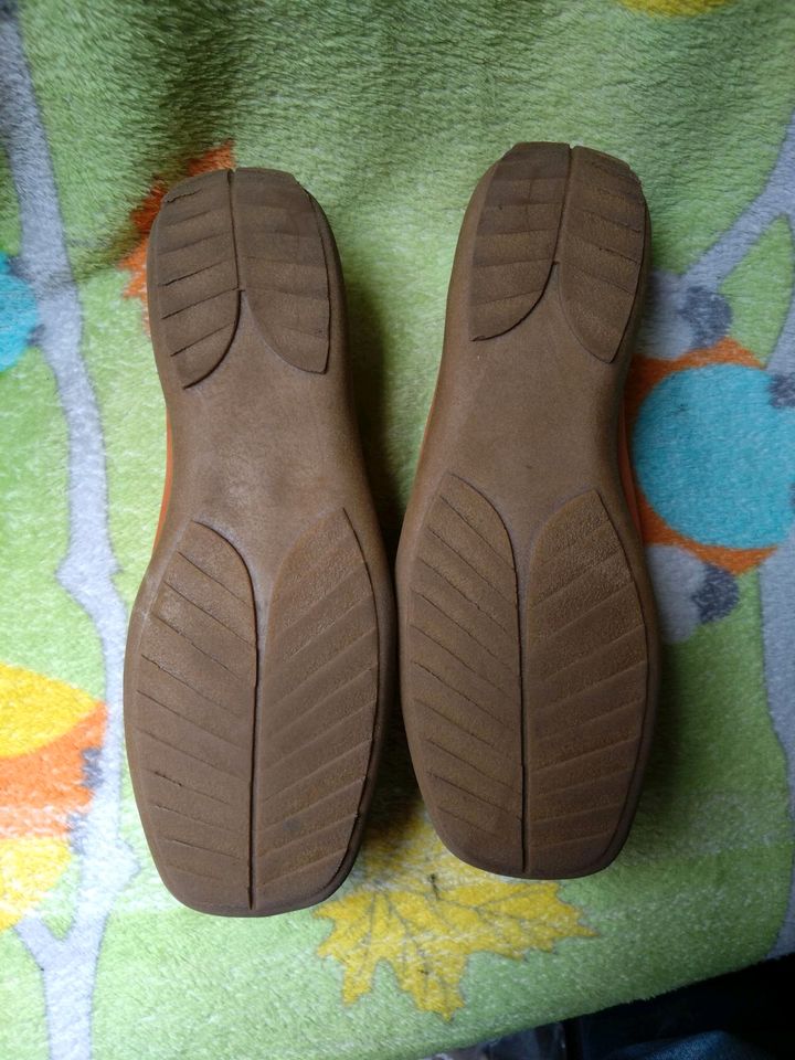 California Mokassins Slipper Damen Schuhe Gr. 40 in Moormerland